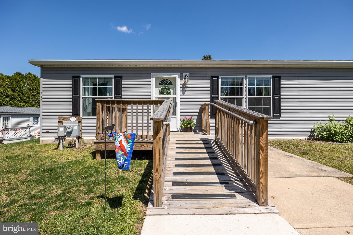 APPLEVILLE WEST - Residential