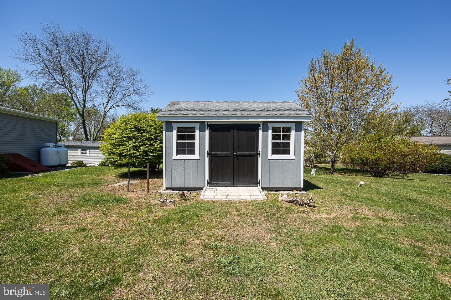 APPLEVILLE WEST - Residential