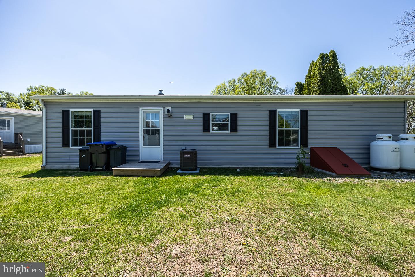 APPLEVILLE WEST - Residential