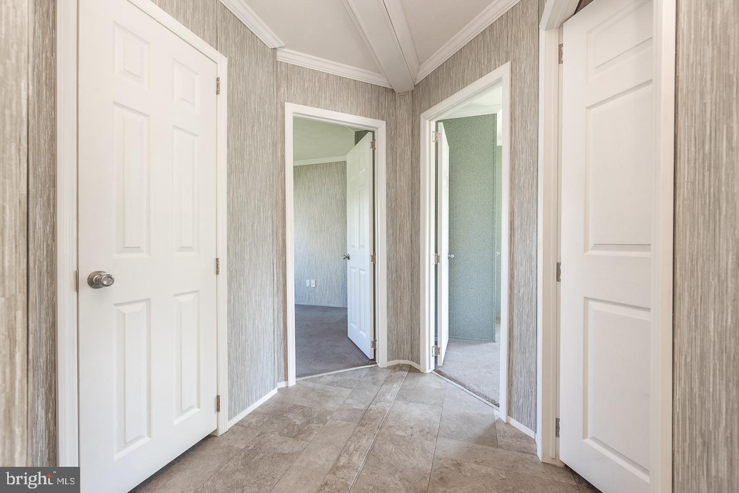 APPLEVILLE WEST - Residential