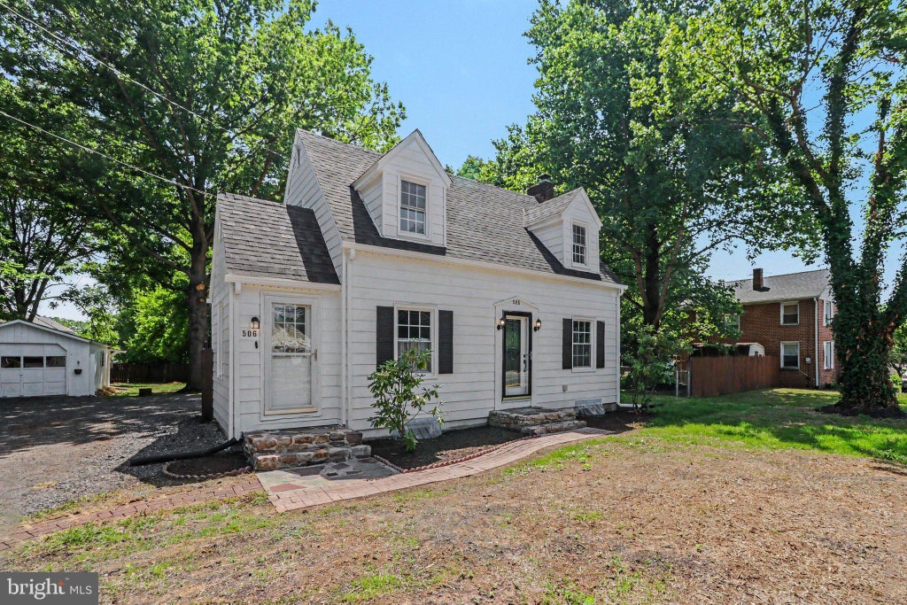 Photo of 506 Hogestown Rd, MECHANICSBURG, PA 17050 (MLS # PACB2056020)