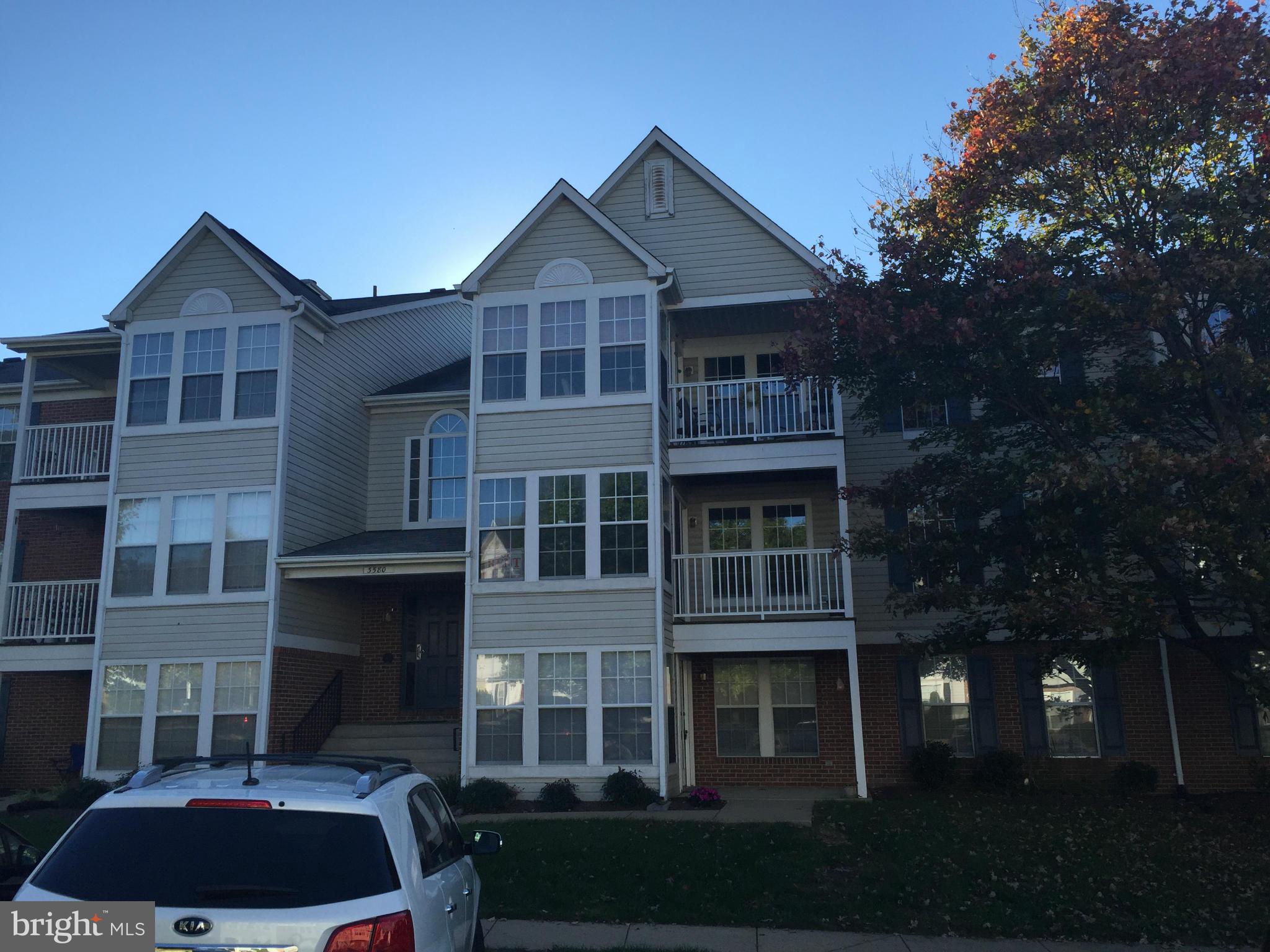 SHERBROOKE - Residential Lease