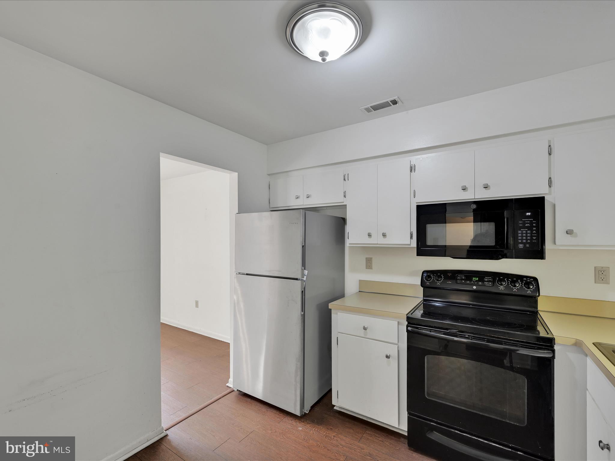 PINE BROOK - Residential