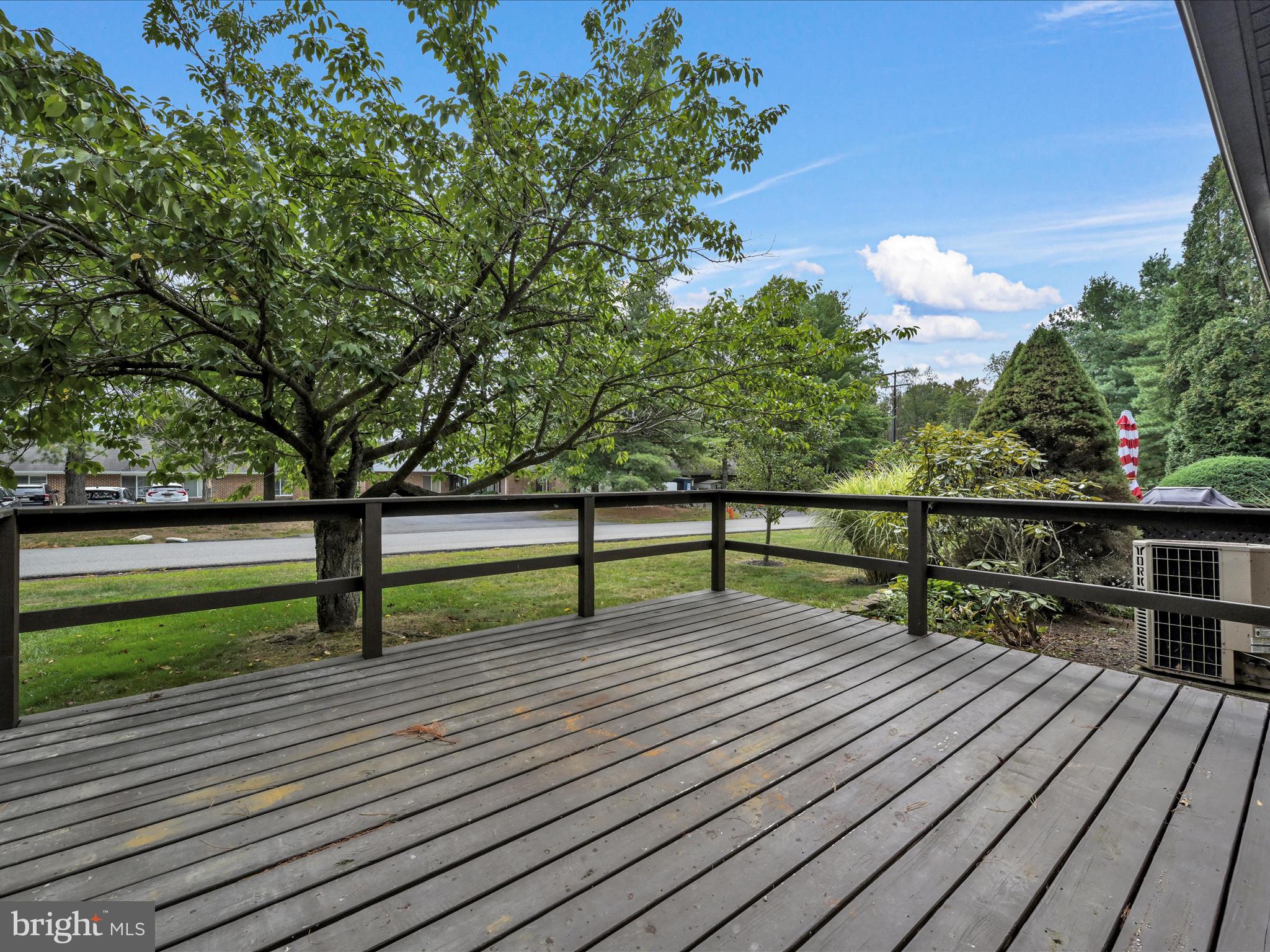 PINE BROOK - Residential