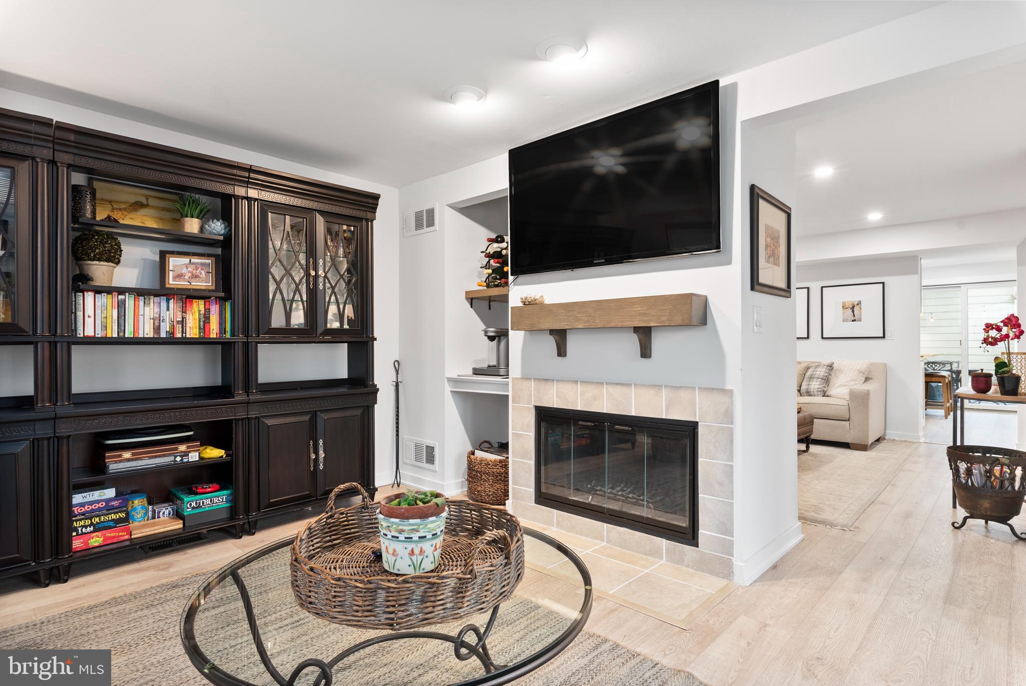 EASTPORT - Residential