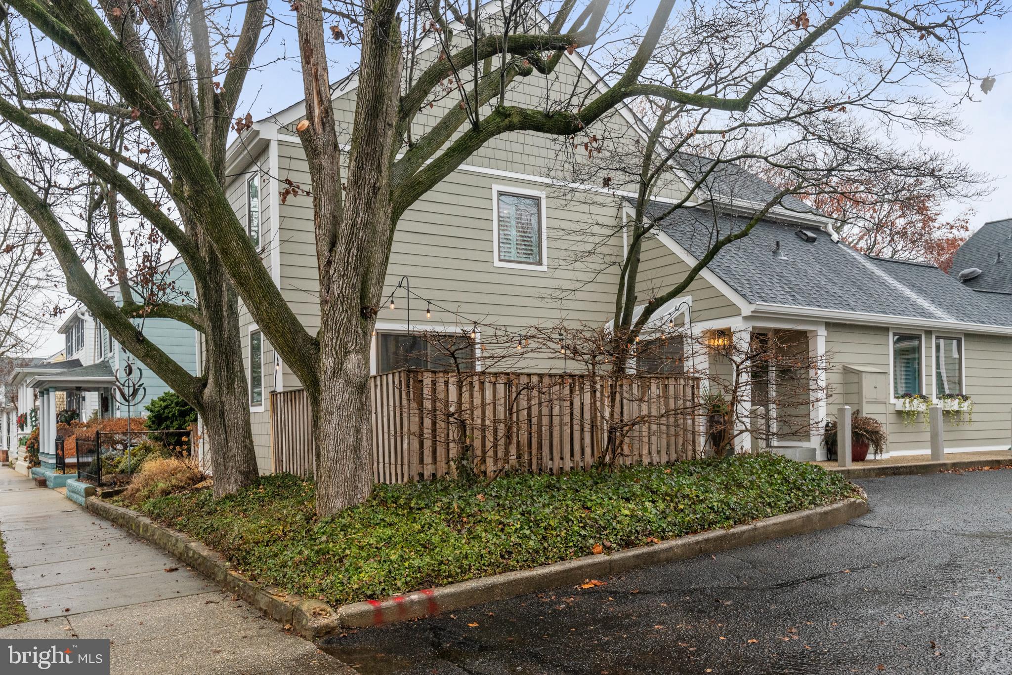 EASTPORT - Residential