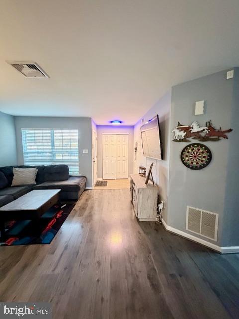 WALNUT BANK FARMS - Residential