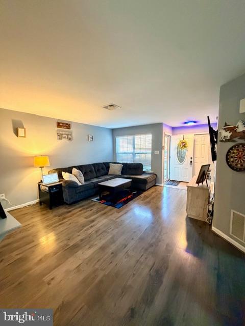 WALNUT BANK FARMS - Residential