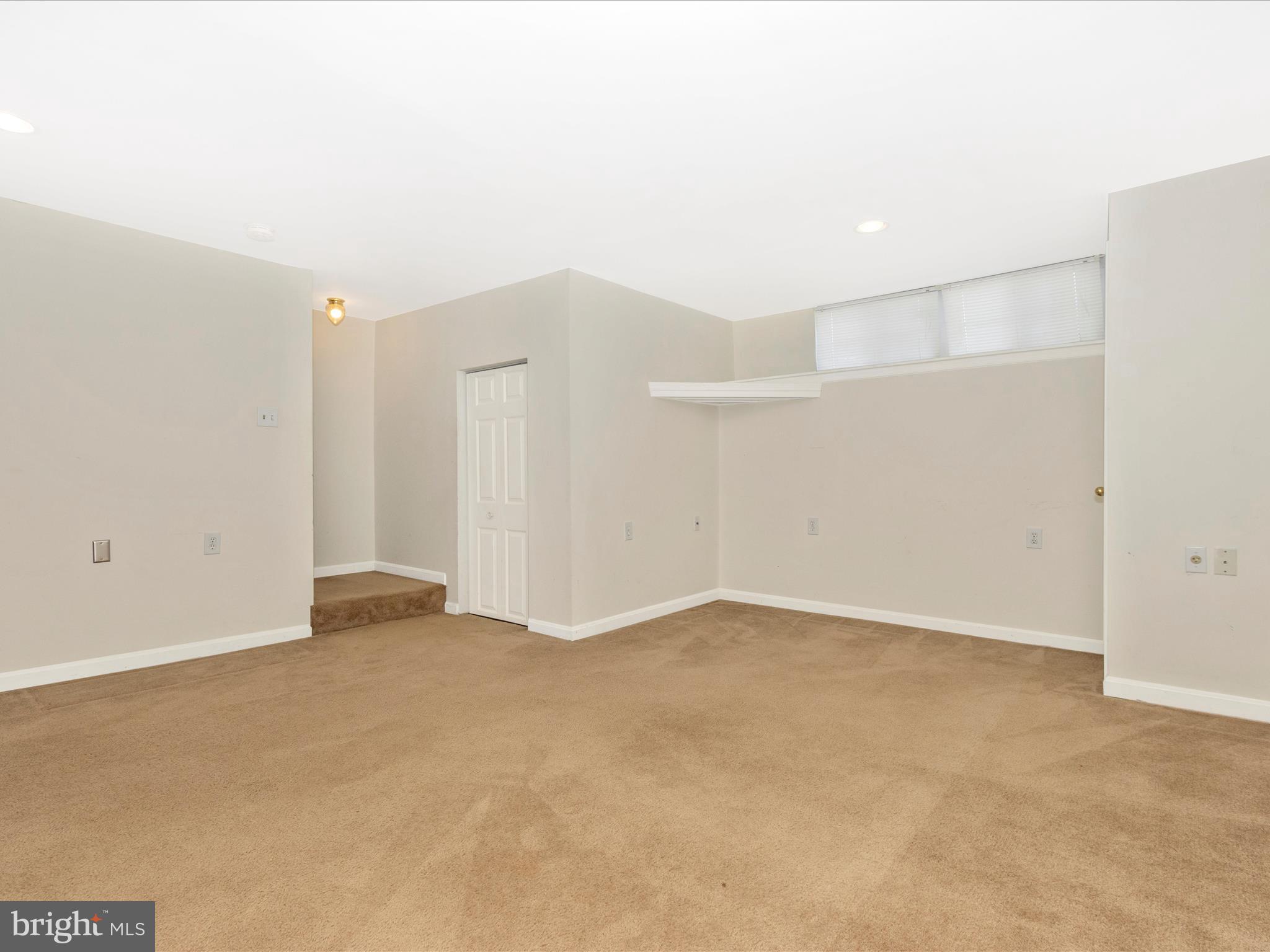 MONUMENTAL PARK - Residential