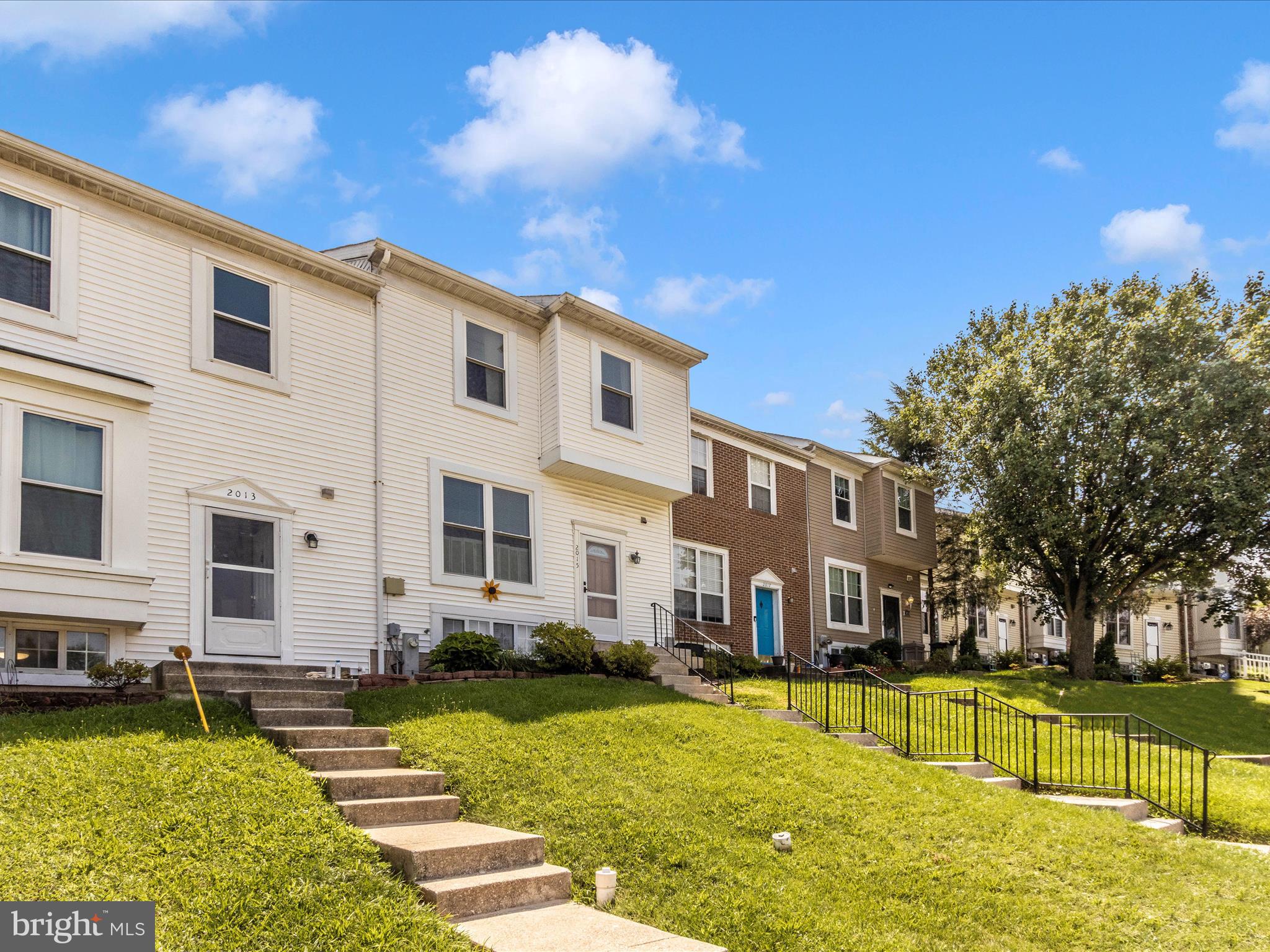 MONUMENTAL PARK - Residential