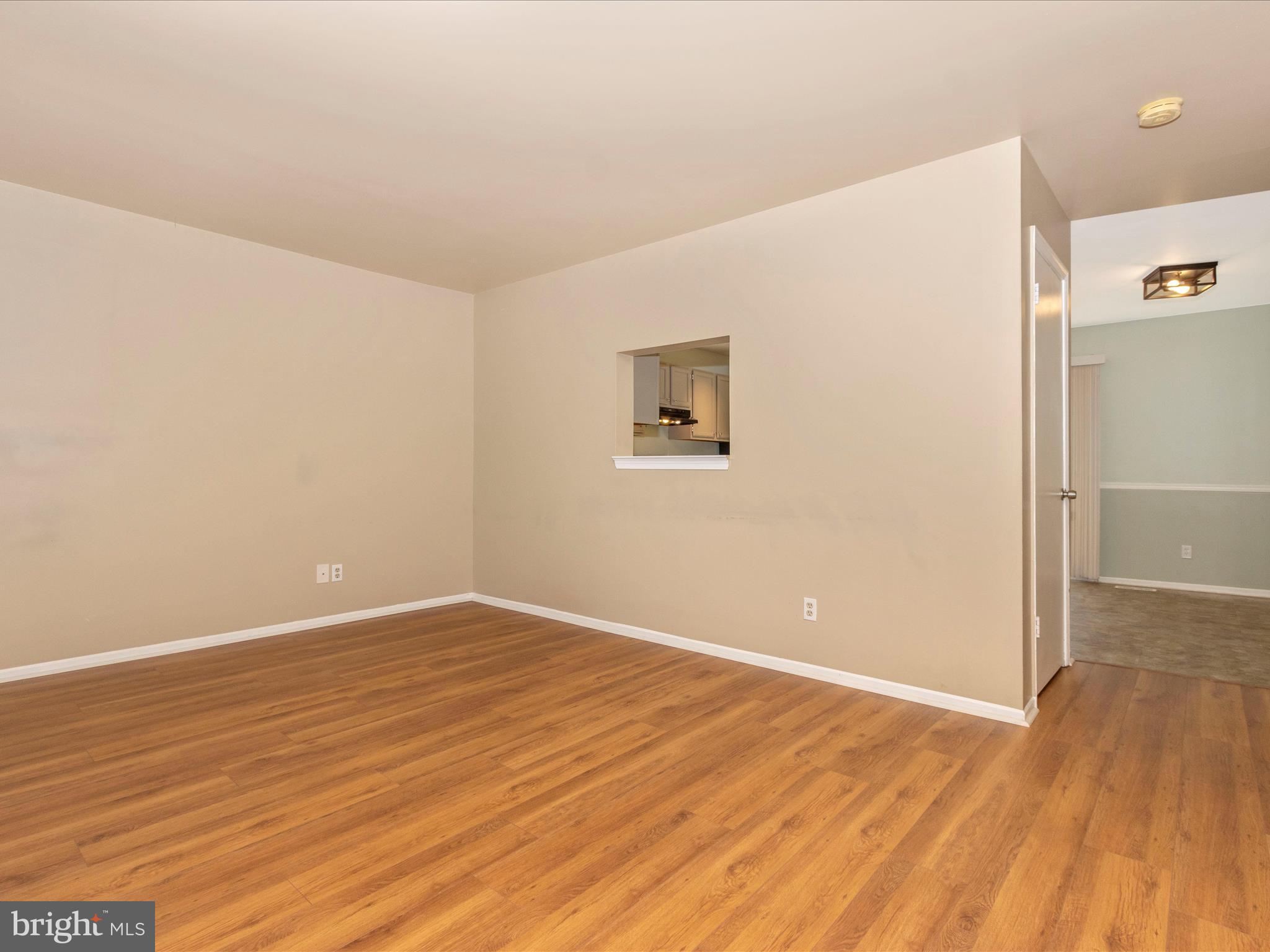 MONUMENTAL PARK - Residential