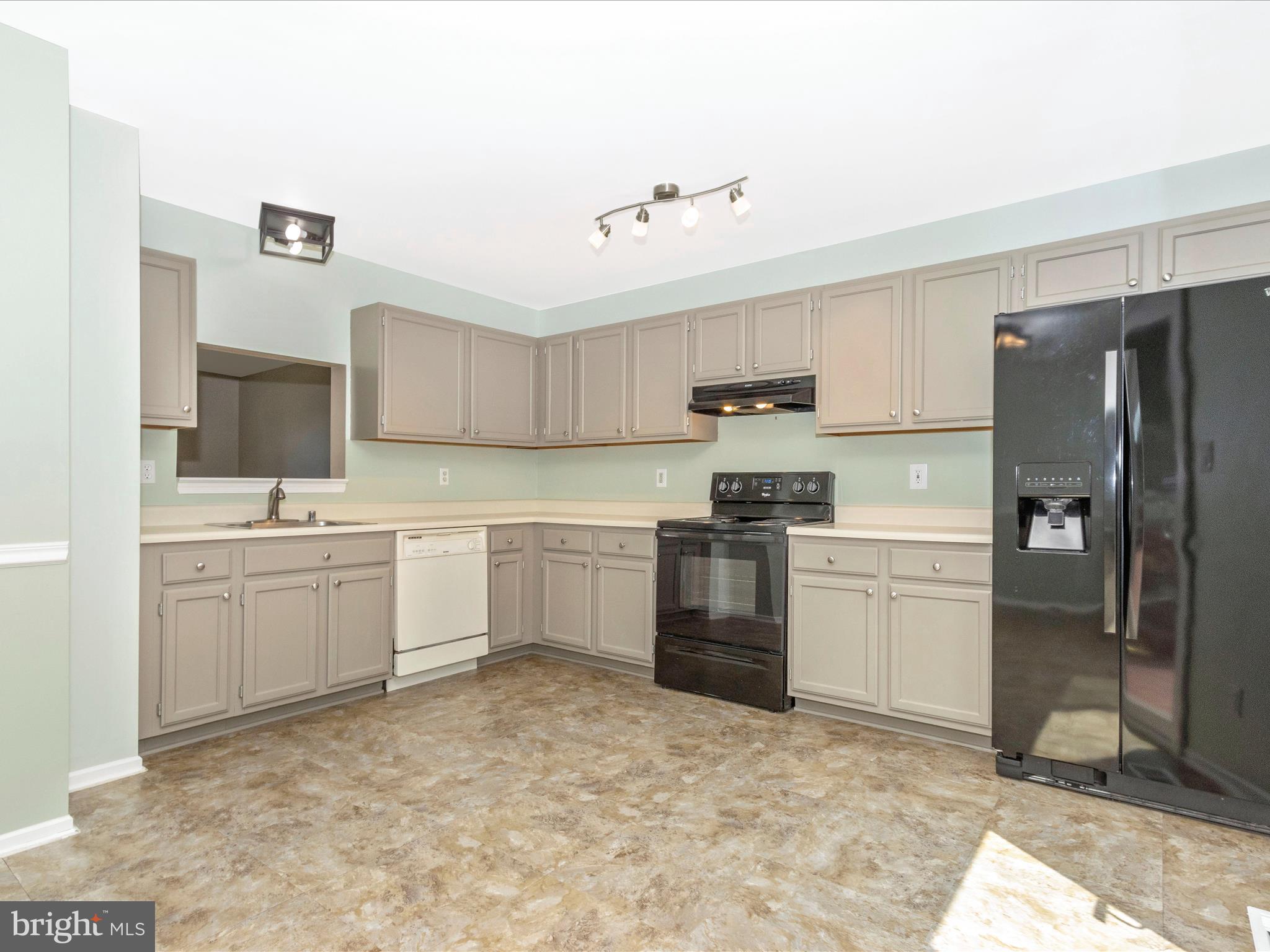 MONUMENTAL PARK - Residential