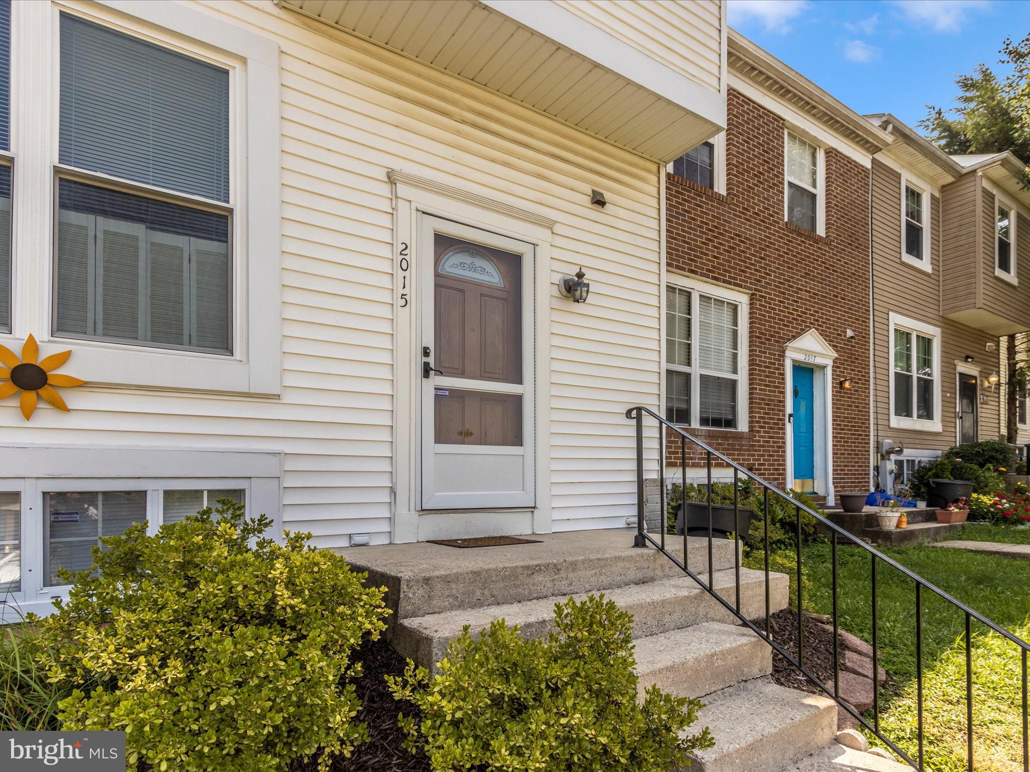 MONUMENTAL PARK - Residential