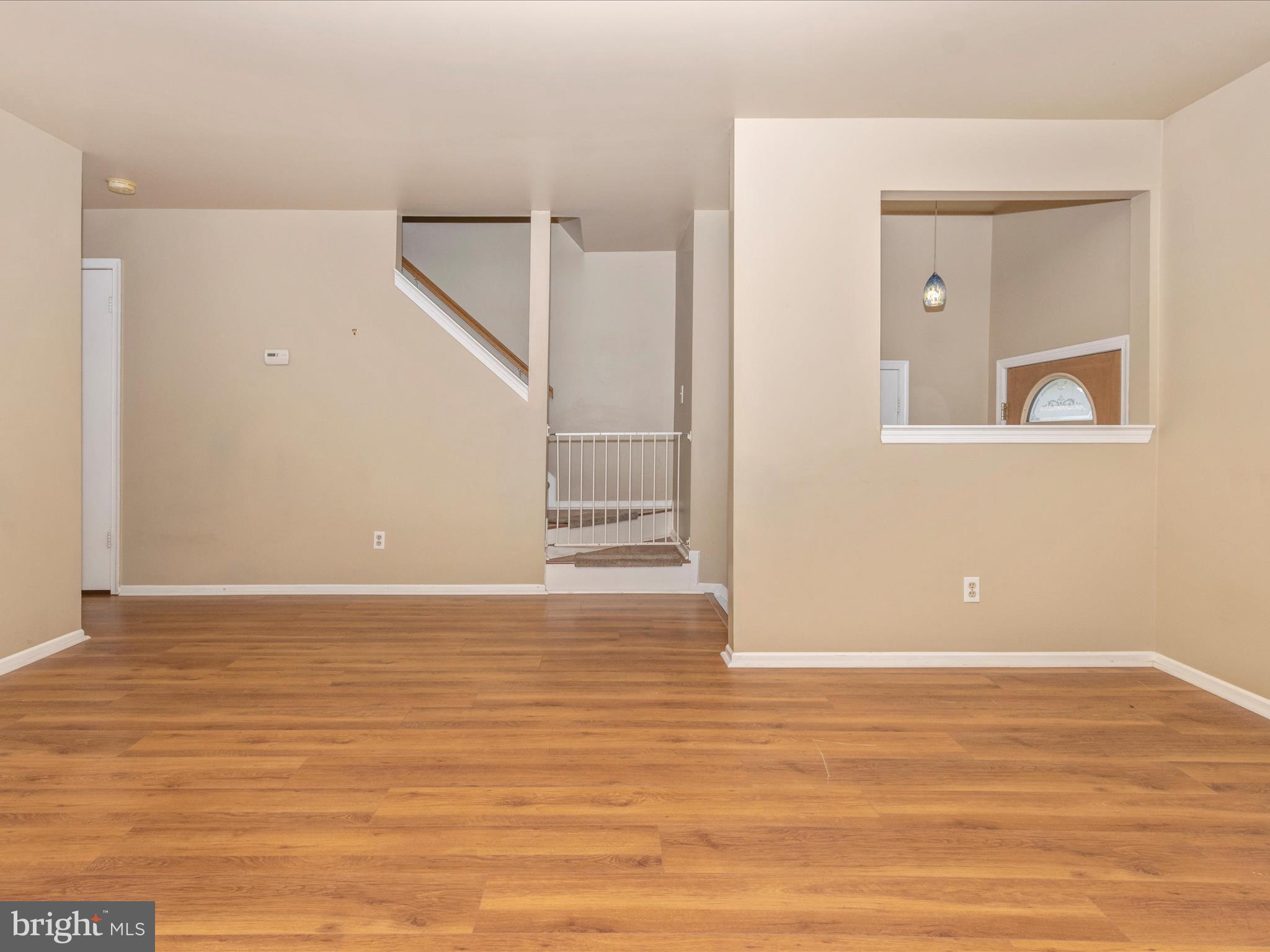 MONUMENTAL PARK - Residential