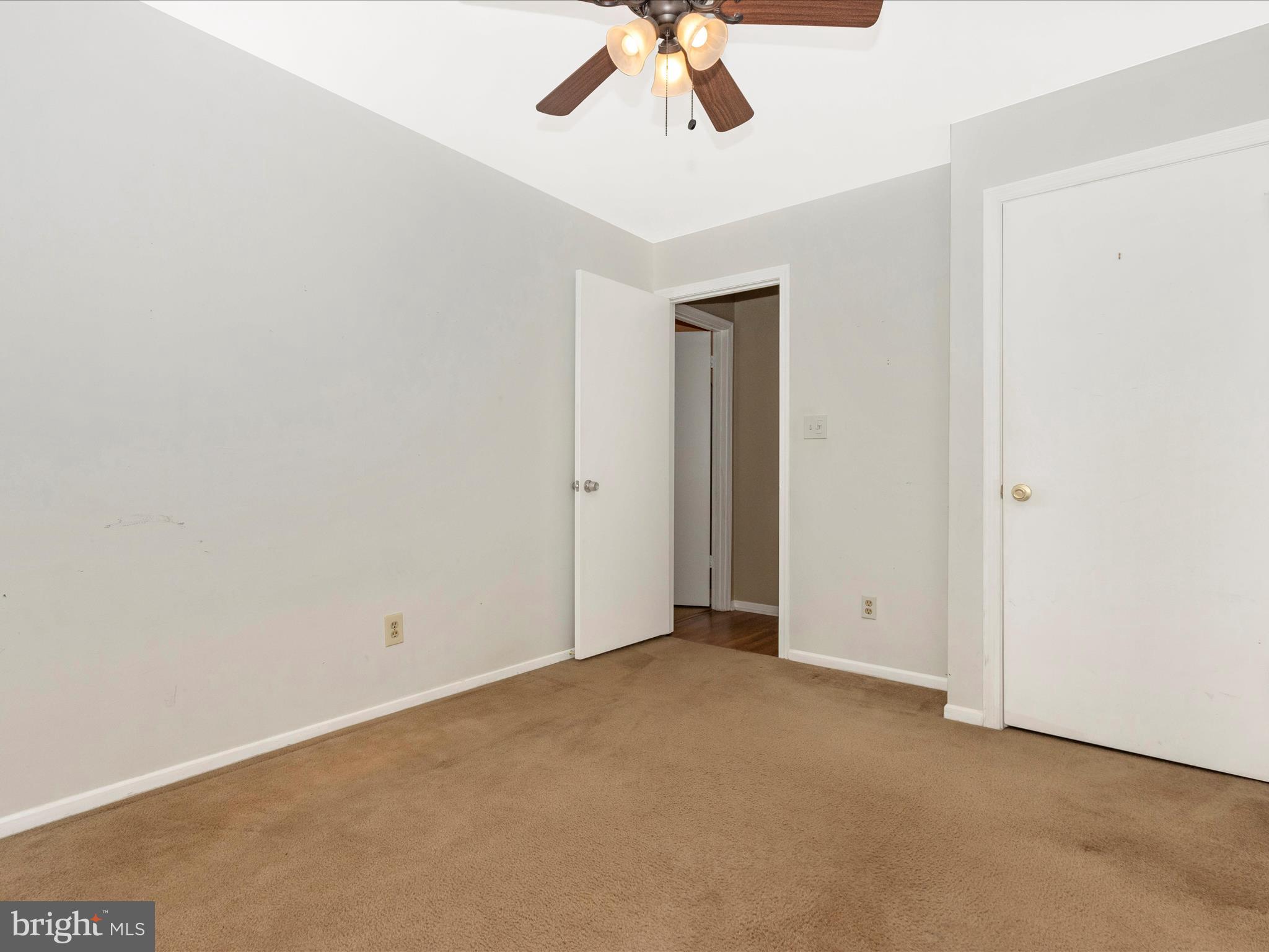 MONUMENTAL PARK - Residential