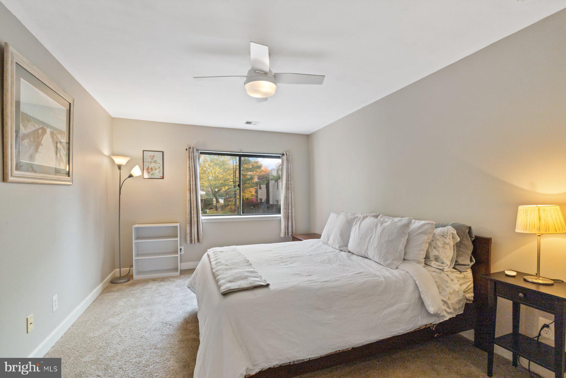 NORTH GREEN CONDOMINIUMS - Residential