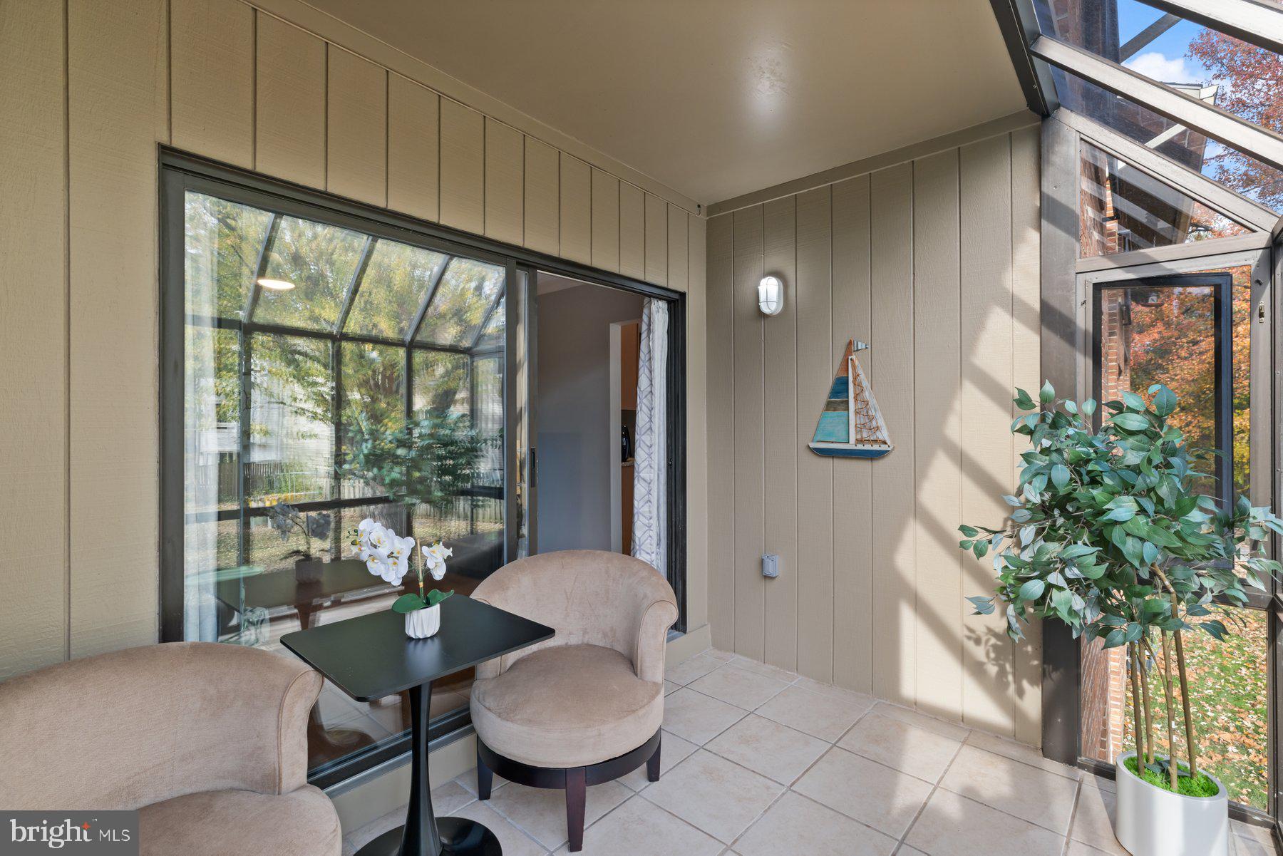 NORTH GREEN CONDOMINIUMS - Residential