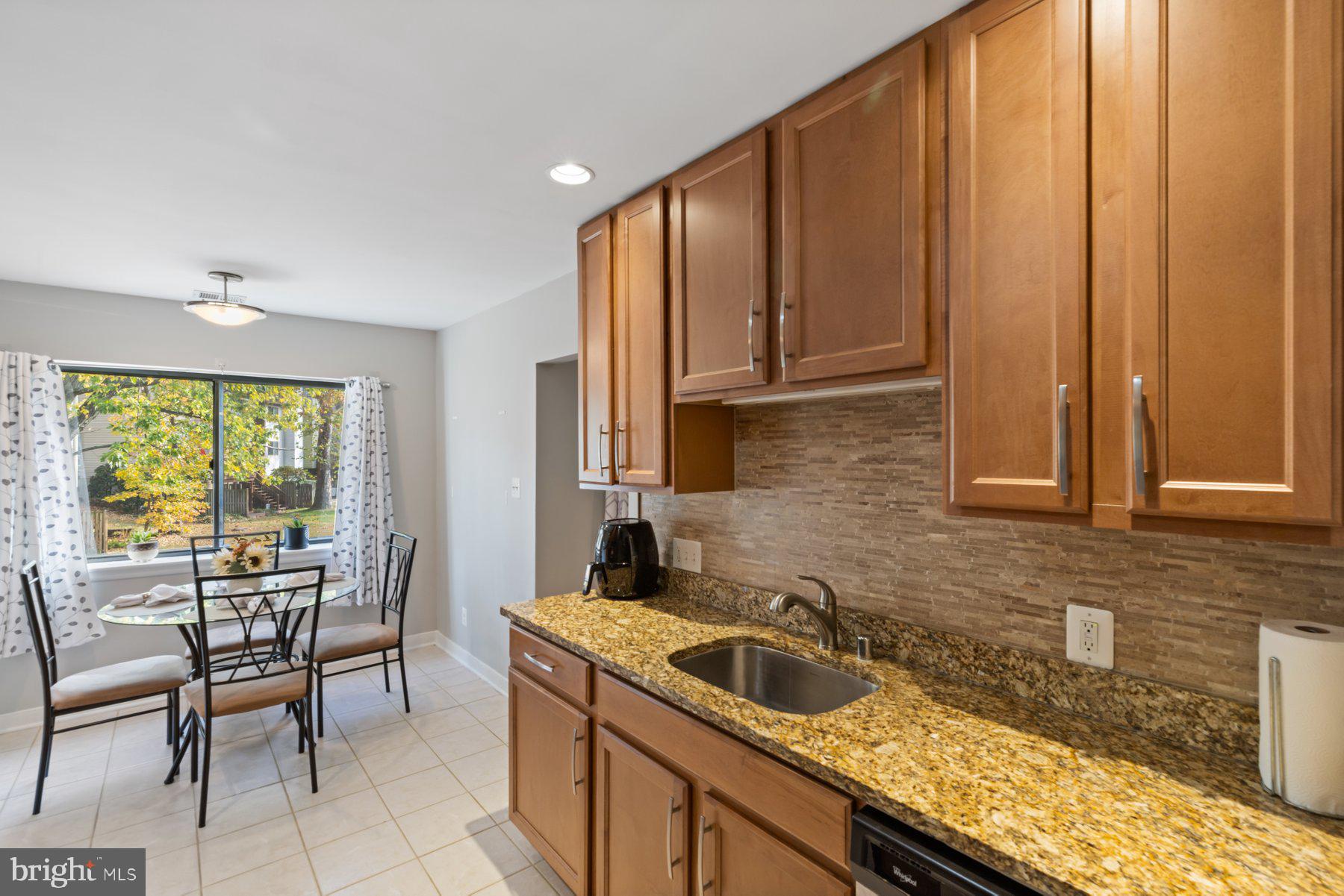 NORTH GREEN CONDOMINIUMS - Residential