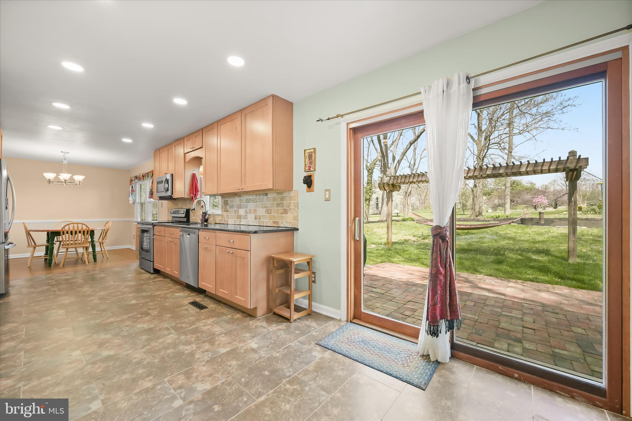 OAKRIDGE ESTATES - Residential