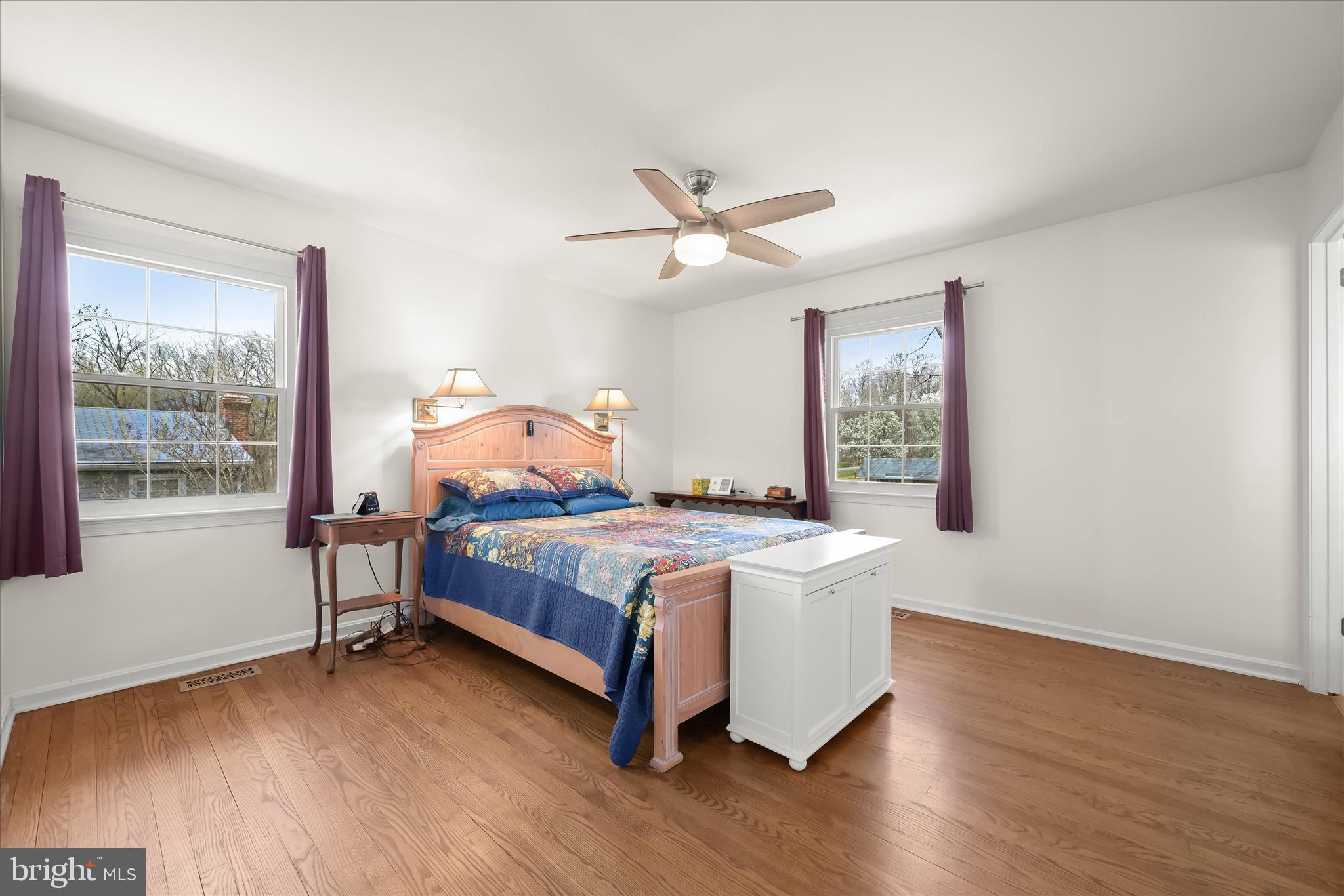 OAKRIDGE ESTATES - Residential