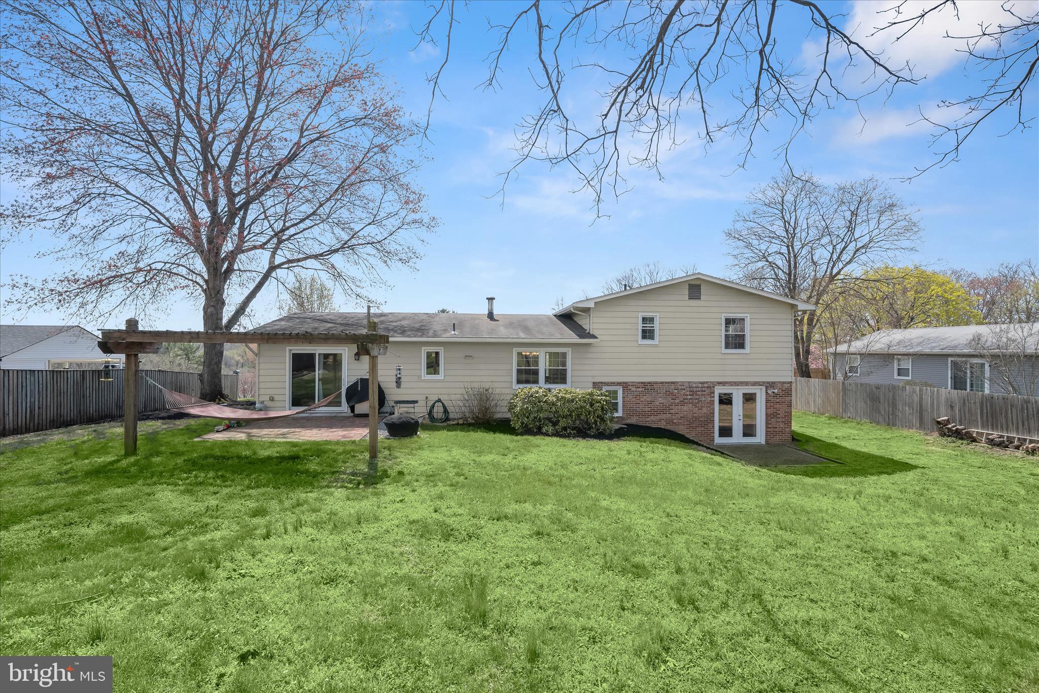 OAKRIDGE ESTATES - Residential