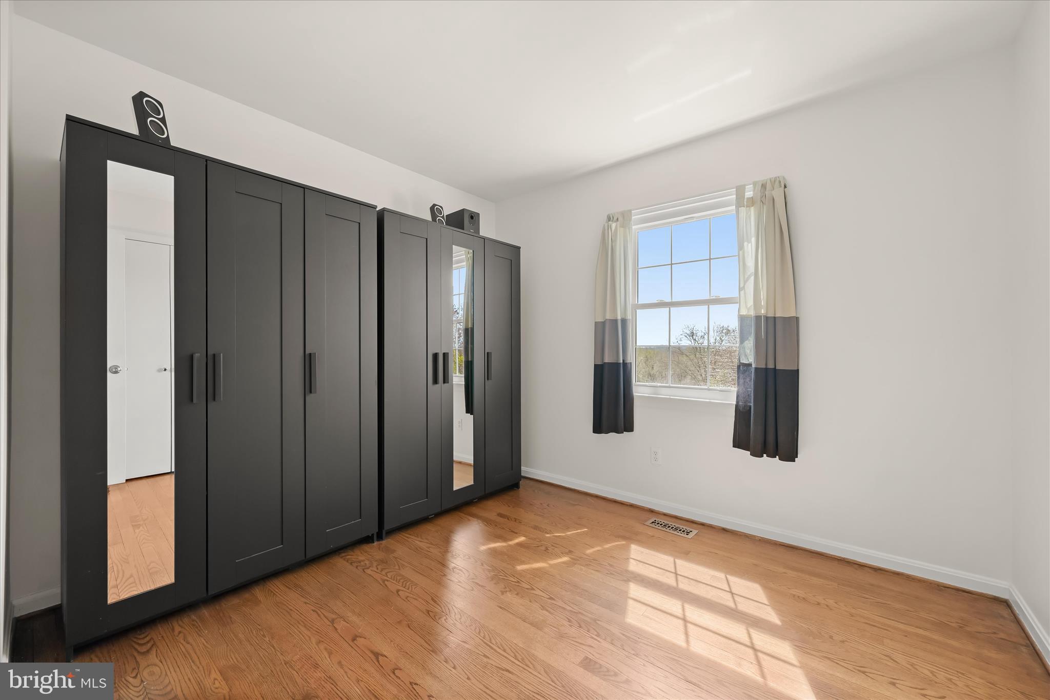 OAKRIDGE ESTATES - Residential