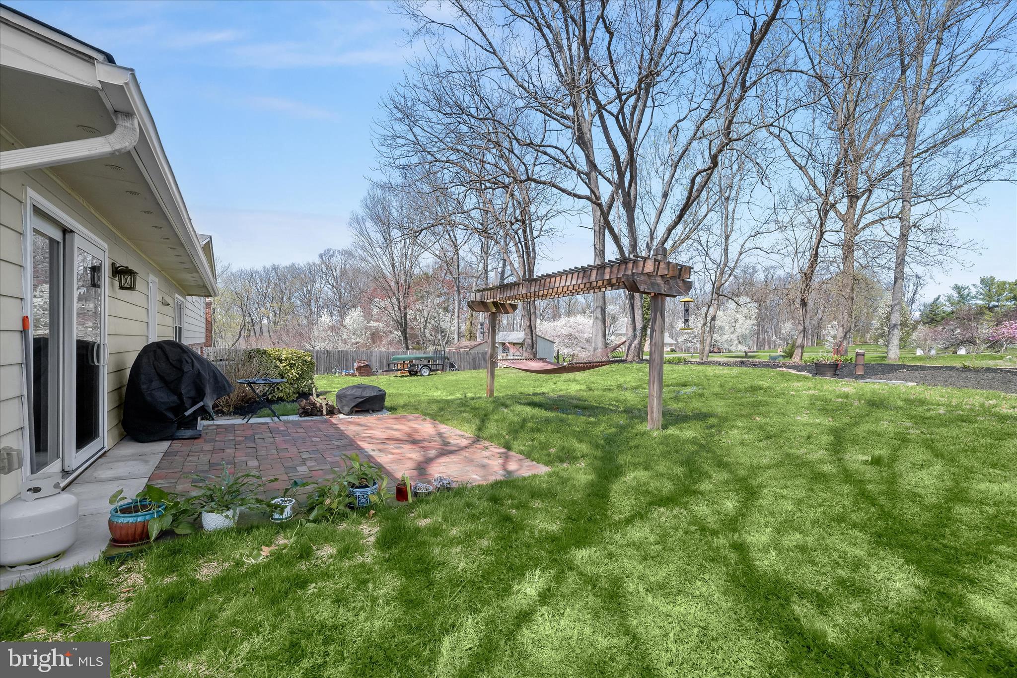 OAKRIDGE ESTATES - Residential