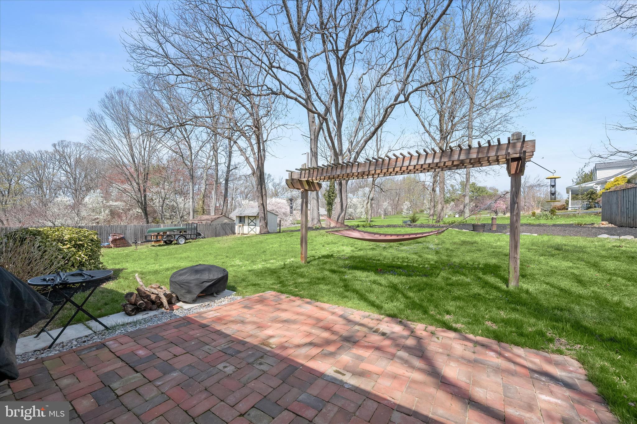 OAKRIDGE ESTATES - Residential