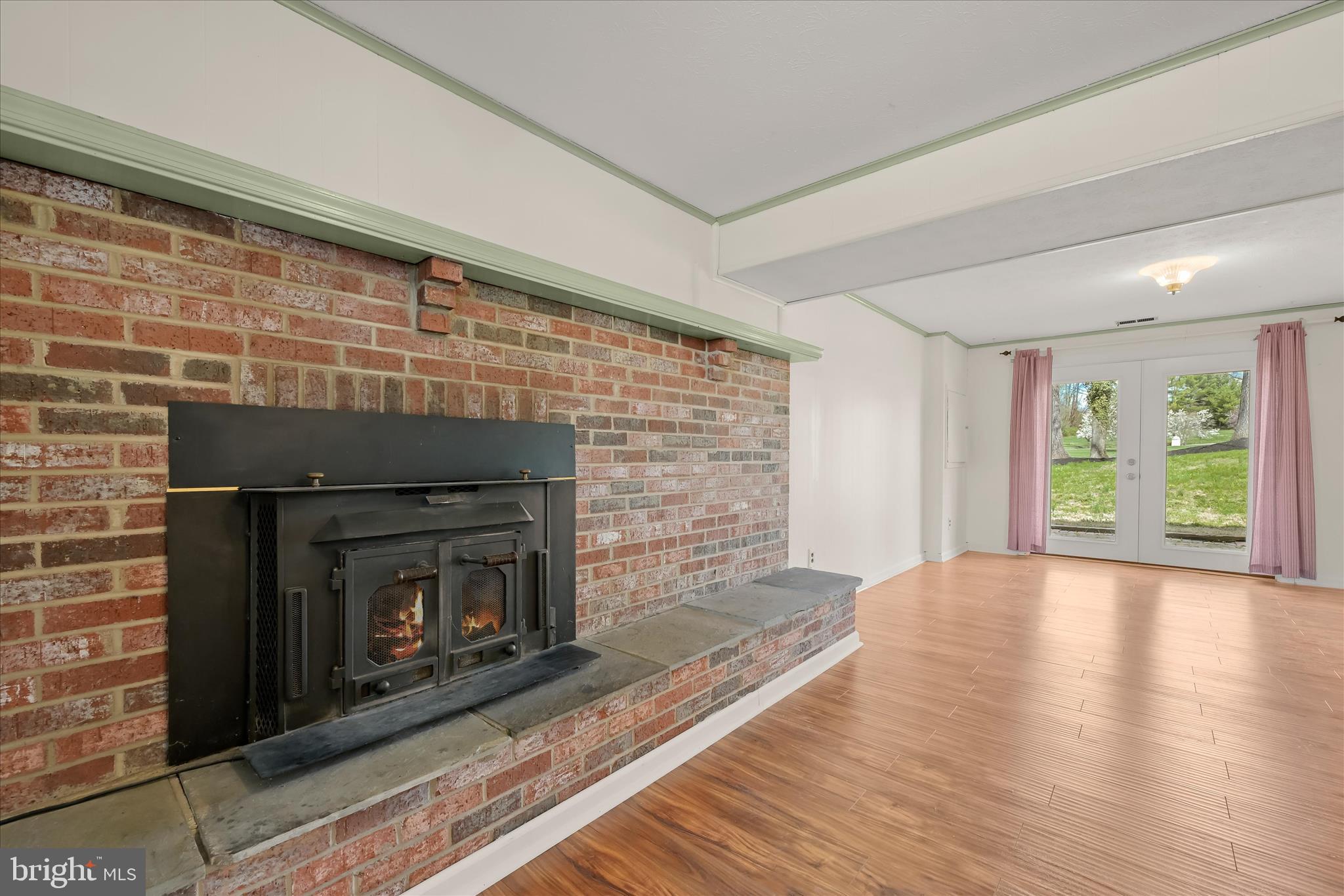 OAKRIDGE ESTATES - Residential