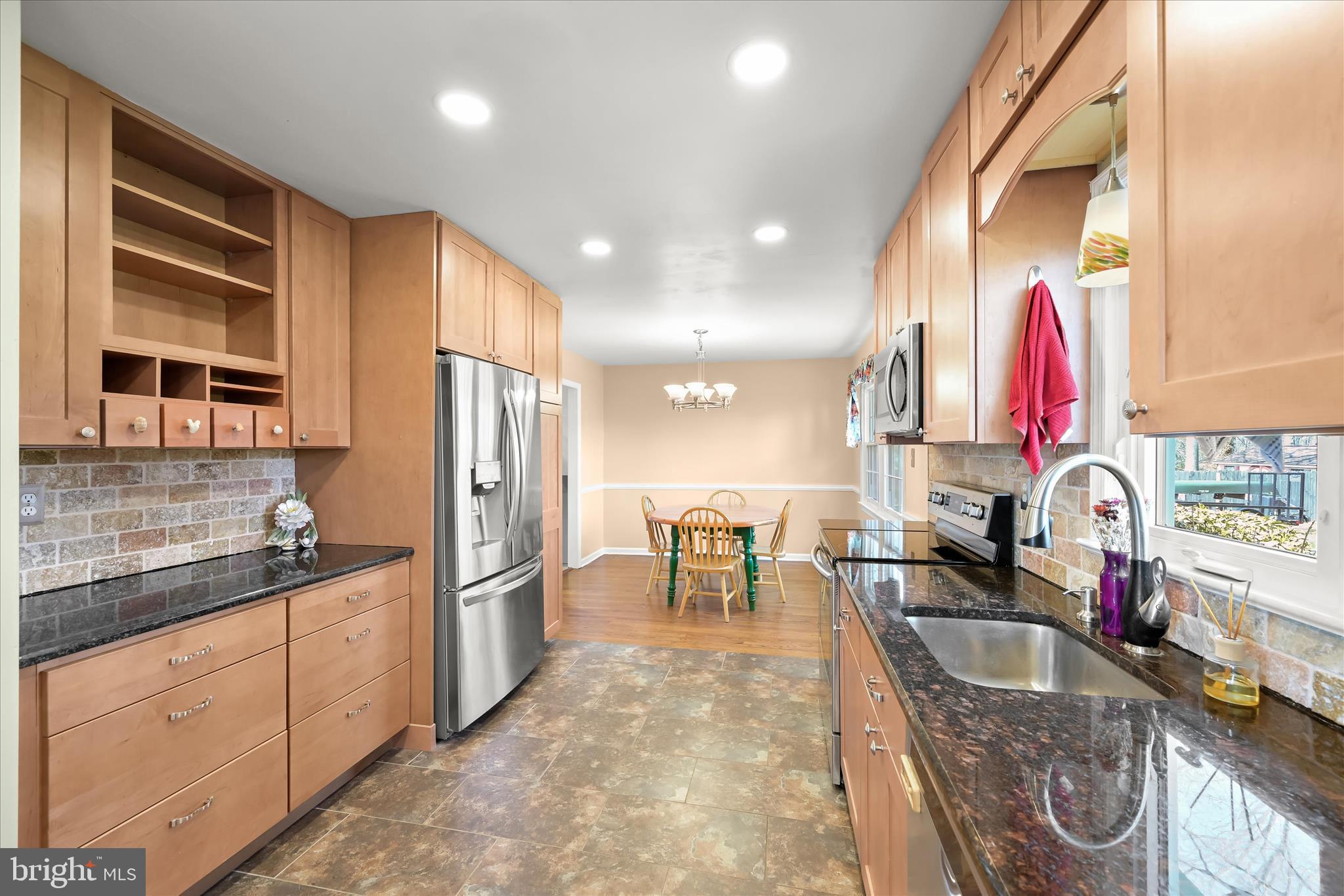 OAKRIDGE ESTATES - Residential