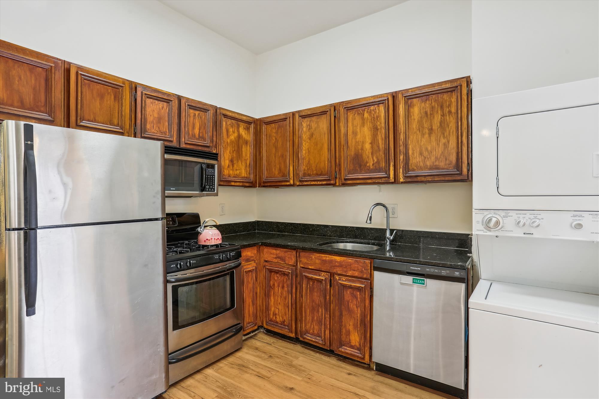 NORMANDIE ON THE LAKE I - Residential