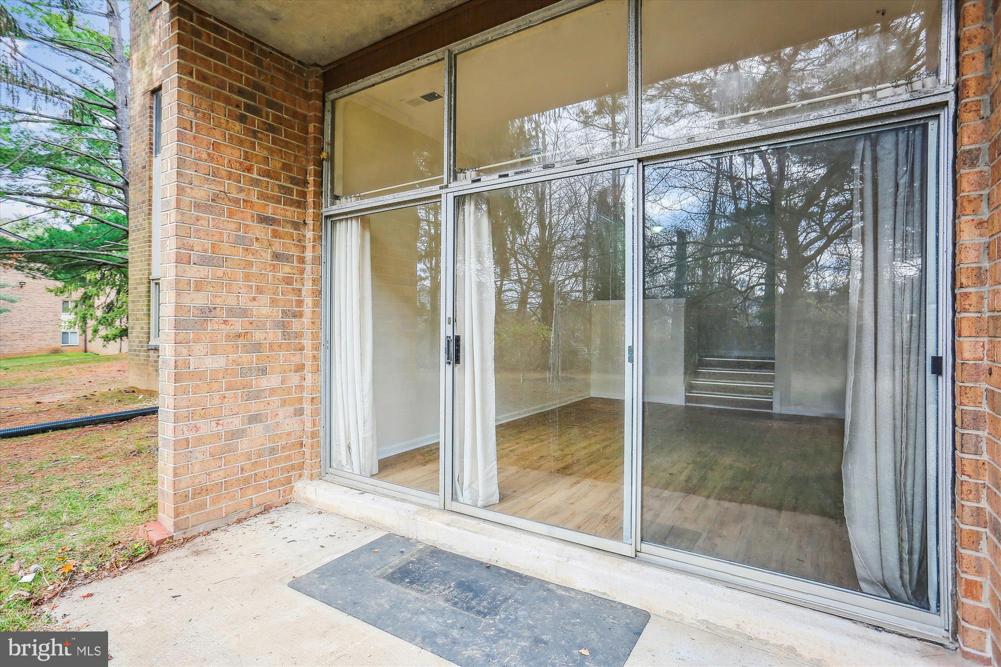 NORMANDIE ON THE LAKE I - Residential