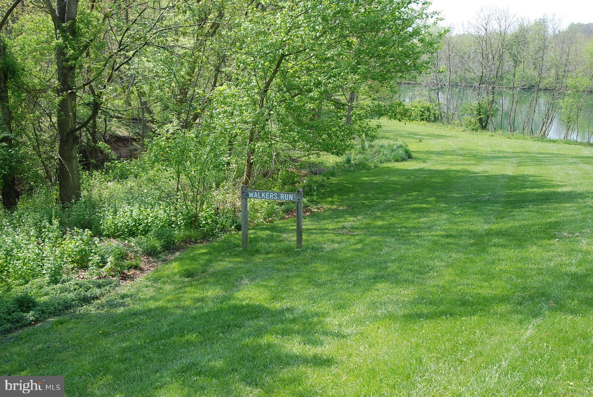 NORMANDIE ON THE LAKE I - Residential