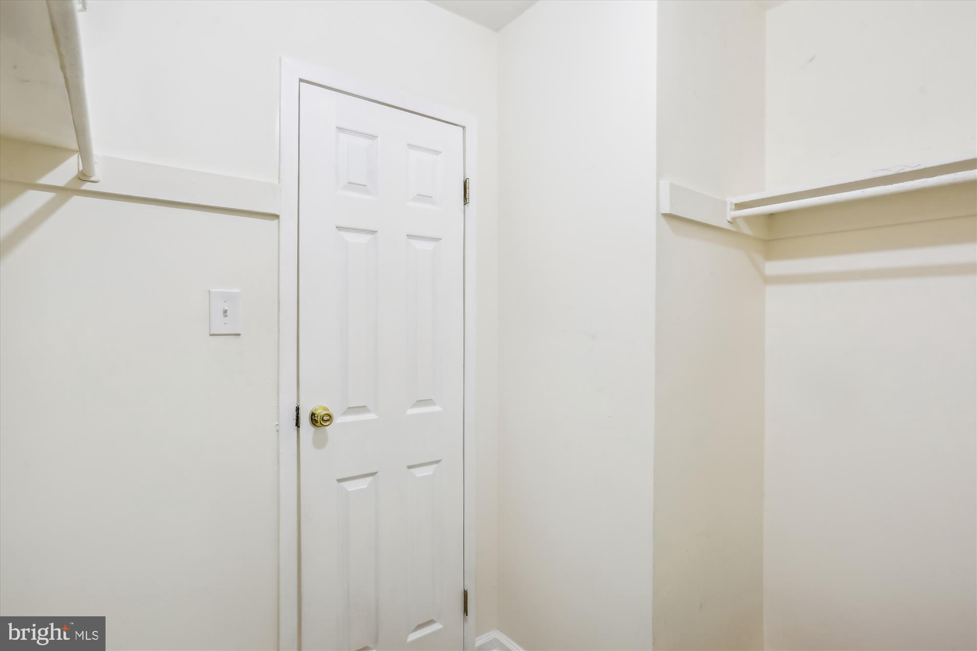 NORMANDIE ON THE LAKE I - Residential