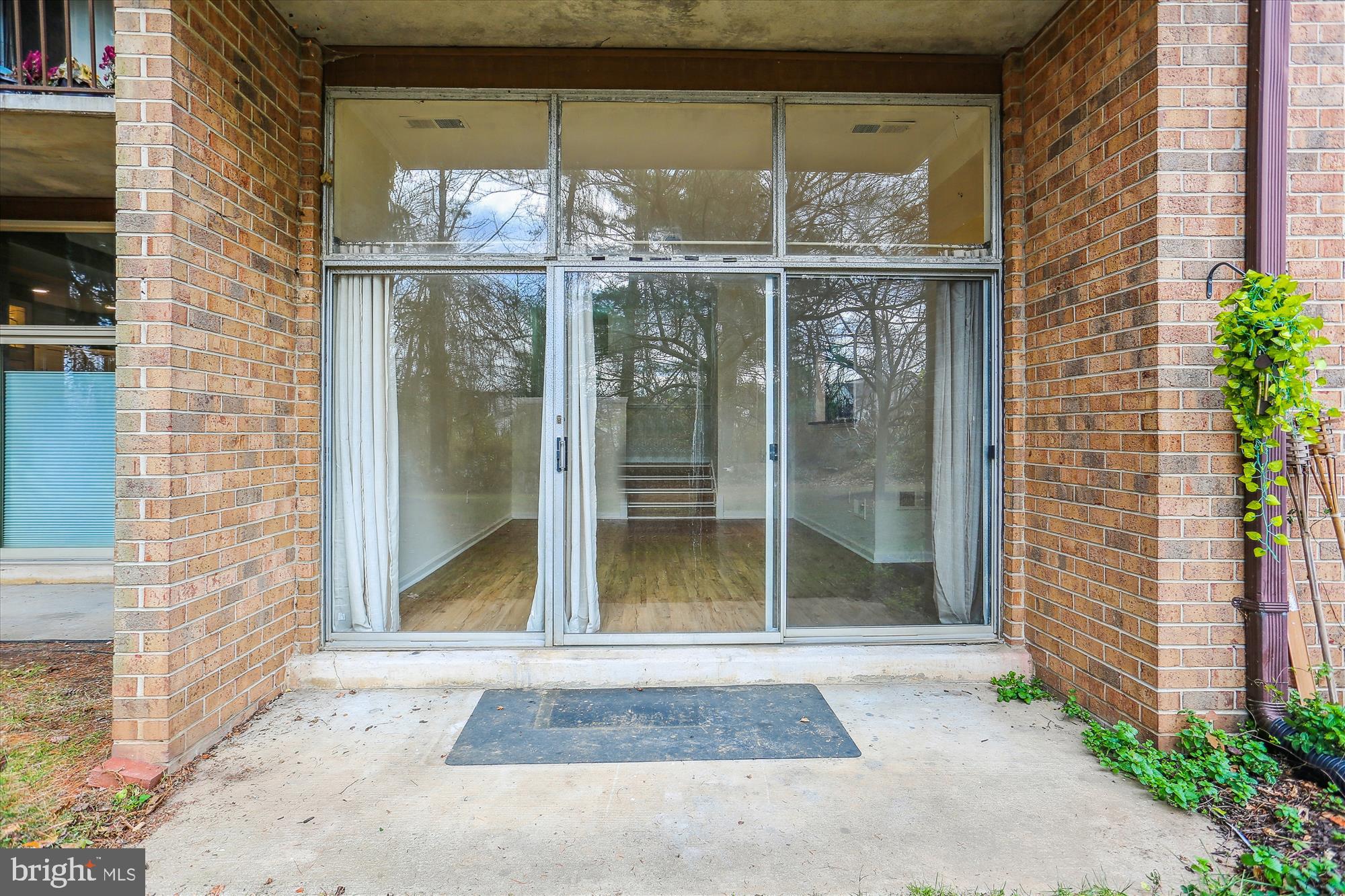 NORMANDIE ON THE LAKE I - Residential