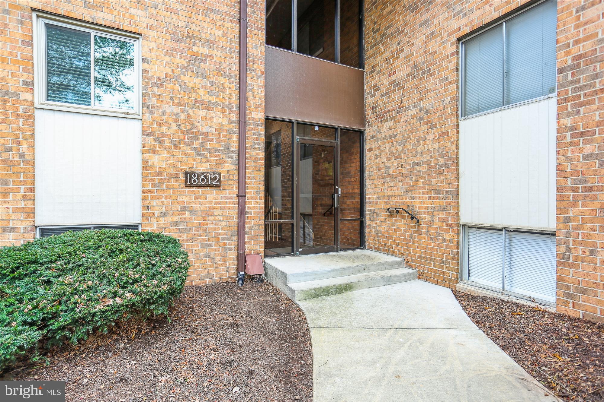 NORMANDIE ON THE LAKE I - Residential