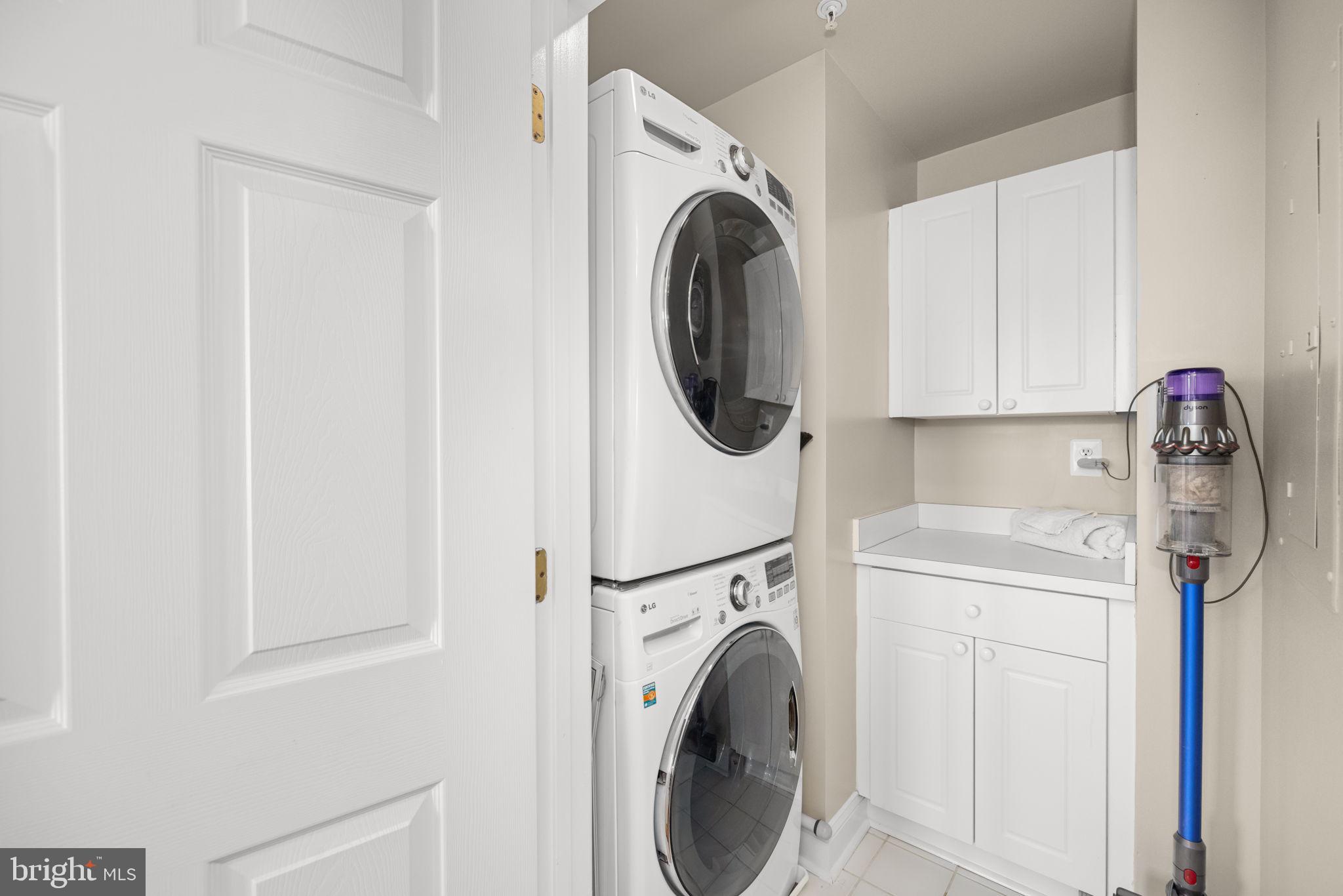 STRATFORD CONDOMINIUMS - Residential