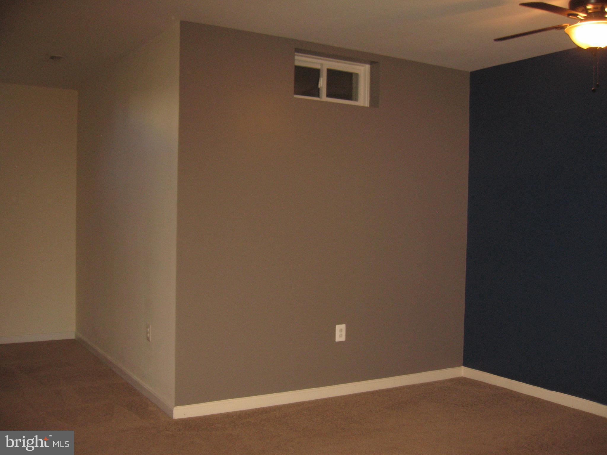 COLONIAL HILLS - Residential Lease