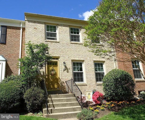 Townhouse For Rent - 3124 Barnard Court<br/> FAIRFAX, VA 22031