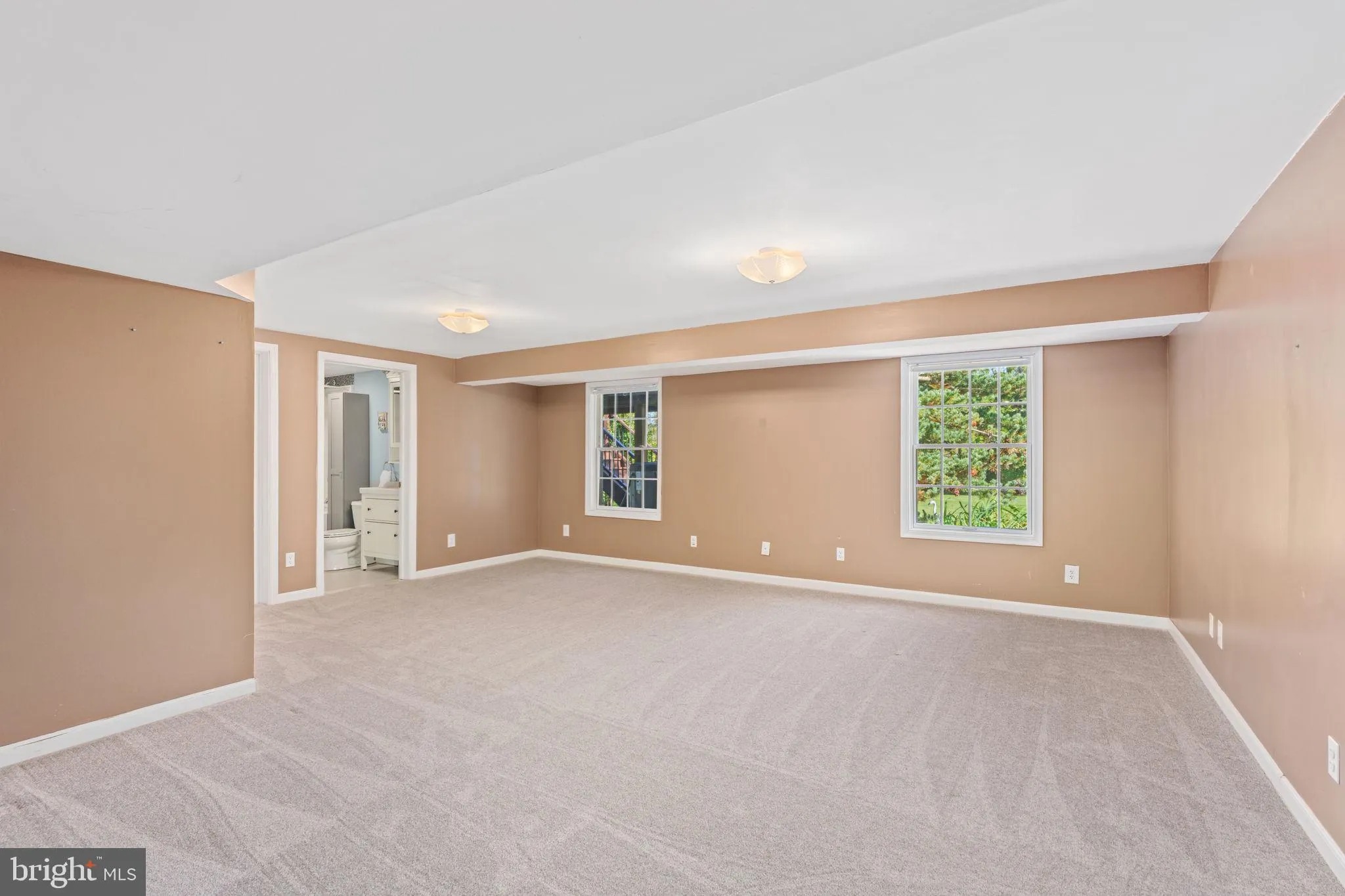 Zionsville, Pennsylvania 18092, United States, 4 Bedrooms Bedrooms, ,4 BathroomsBathrooms,Residential,Active,226486