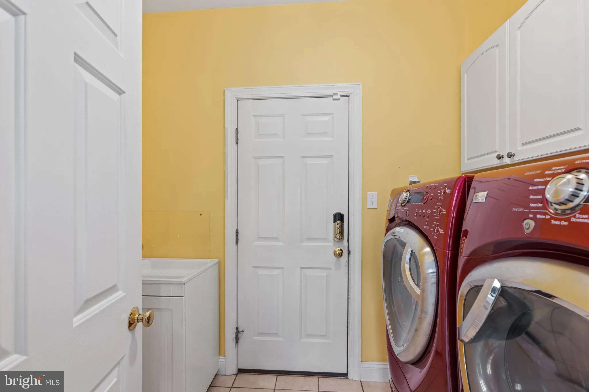 Zionsville, Pennsylvania 18092, United States, 4 Bedrooms Bedrooms, ,4 BathroomsBathrooms,Residential,Active,226486