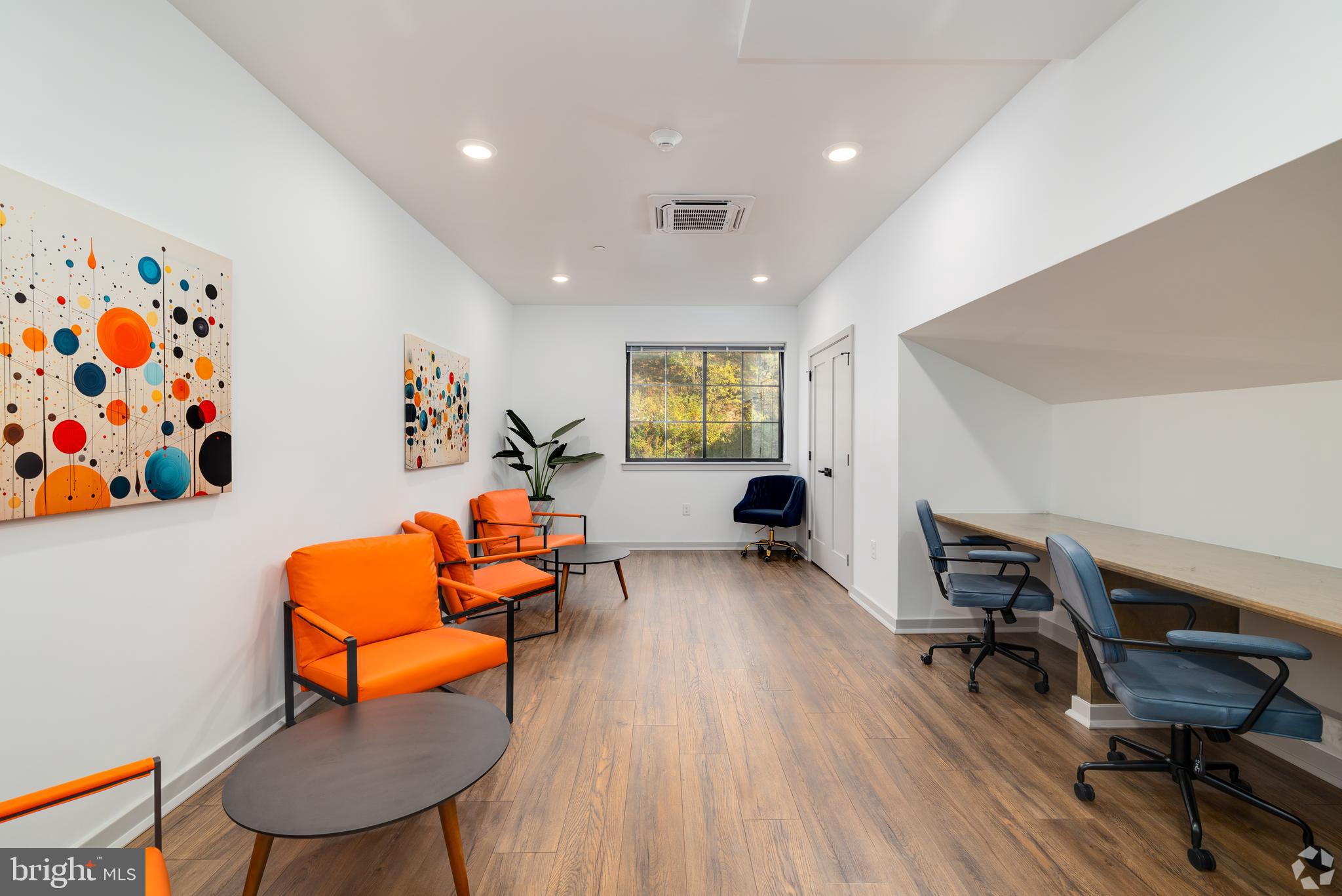 ROXBOROUGH - Residential Lease