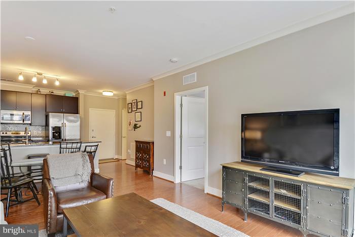 OLD TOWN COMMONS - Residential