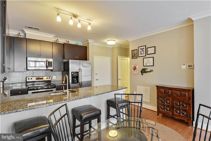 OLD TOWN COMMONS - Residential