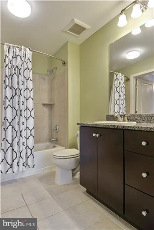 OLD TOWN COMMONS - Residential