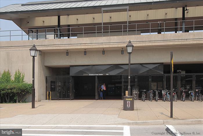 OLD TOWN COMMONS - Residential