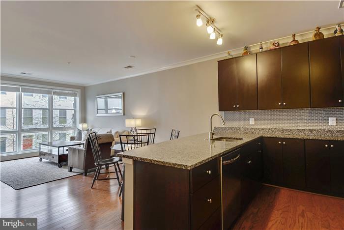 OLD TOWN COMMONS - Residential