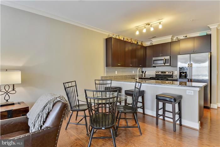 OLD TOWN COMMONS - Residential