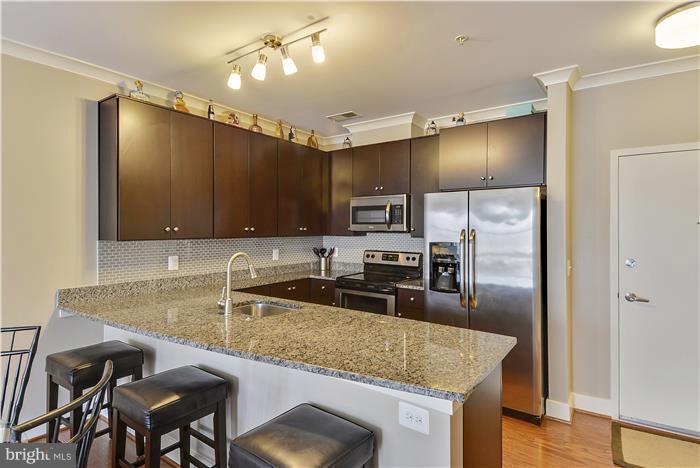 OLD TOWN COMMONS - Residential