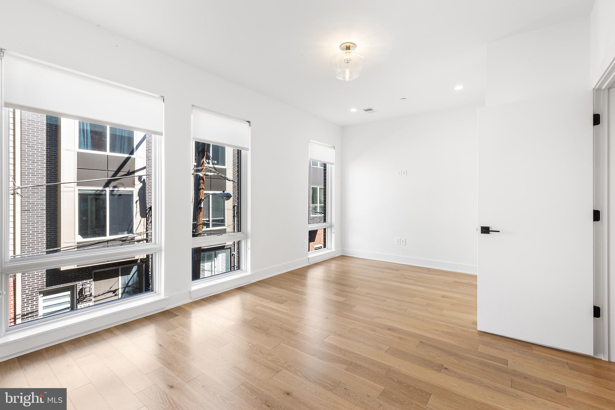 GRADUATE HOSPITAL - Residential Lease